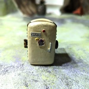 Boyds Bears Granny's Icebox W/ Frosty McNibble  392150 Treasure Box Refrigerator